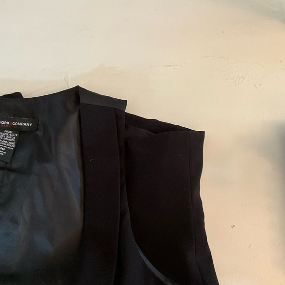 New York & Company Black Vest - Picture 6 of 8